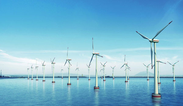 国内首台海上风机成功吊装 未来海上风电市场达6000亿